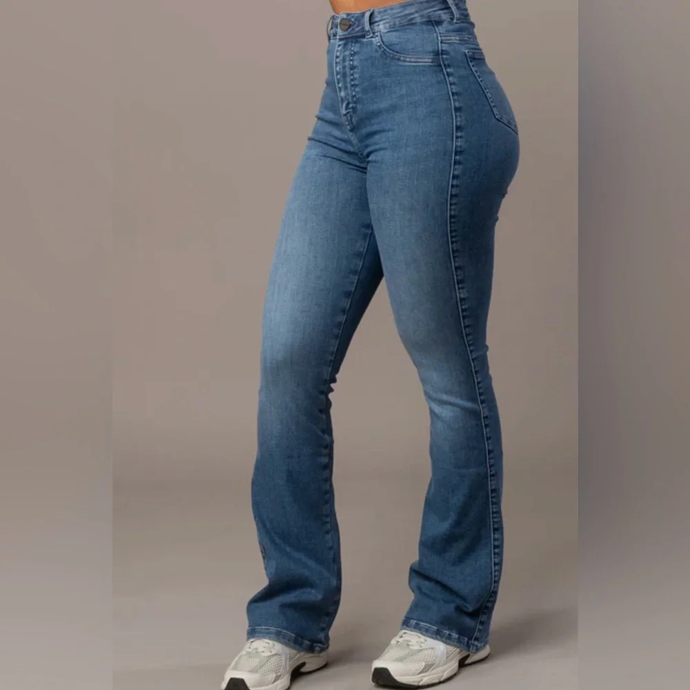 Fitjeans Flared Denim Jeans - Picture 3 of 5